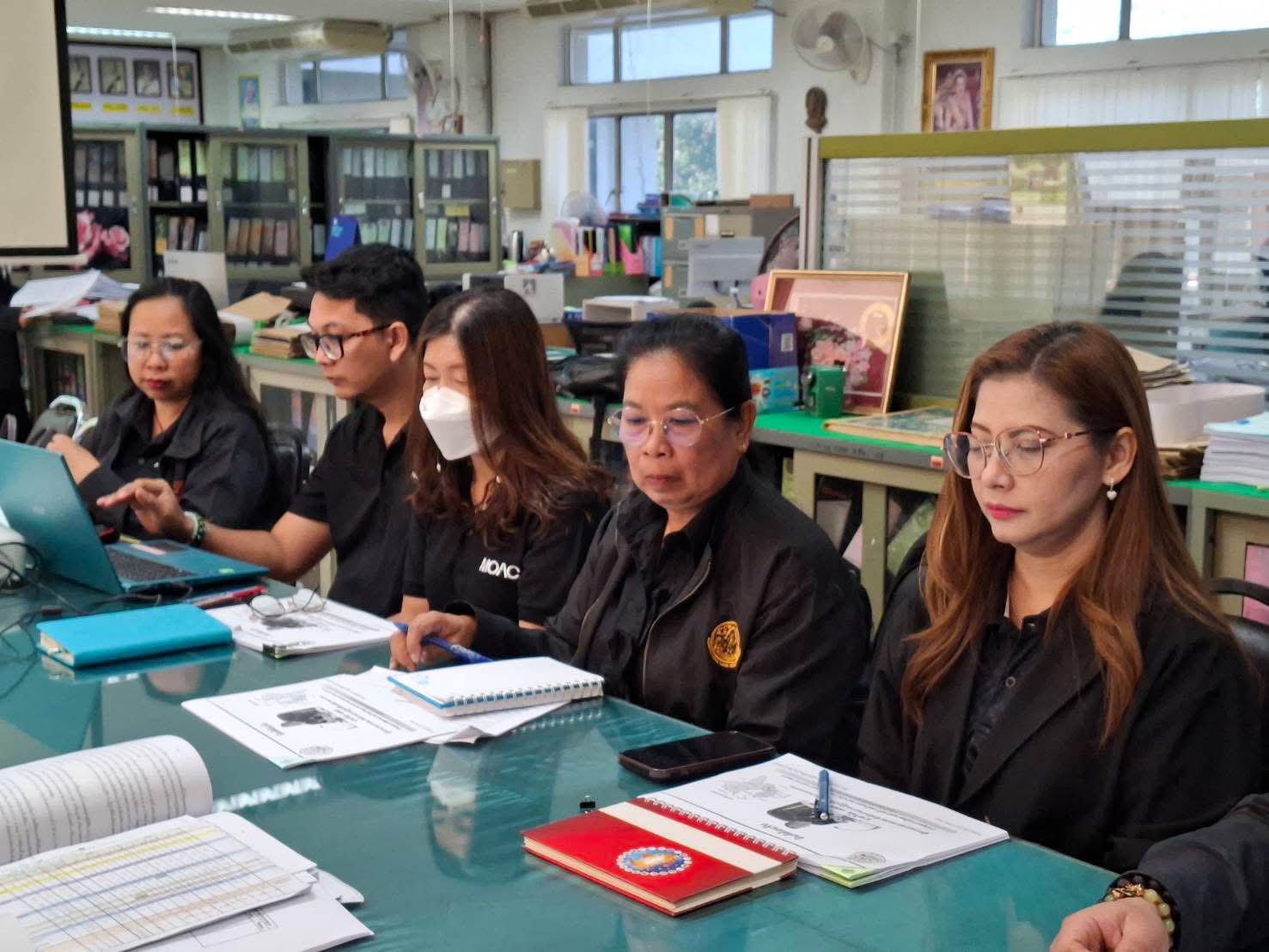 title - วันอังคารที่ 27 มกราคม 2569 ผู้ตรวจราชการ ส.ป.ก. ประชุมตรวจราชการและติดตามความก้าวหน้าผลการดำเนินงานตามแผนการตรวจราชการของผู้ตรวจราชการสำนักงานการปฏิรูปที่ดินเพื่อเกษตรกรรม ประจำปีงบประมาณ พ.ศ. 2569 รอบที่ 1 เขตตรวจราชการที่ 9 จังหวัดปราจีนบุรี